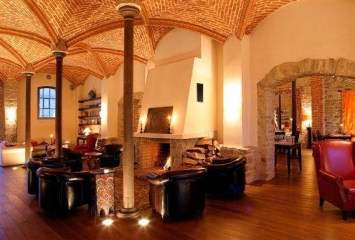 Hotel Burg Wanzleben Eksteriør bilde