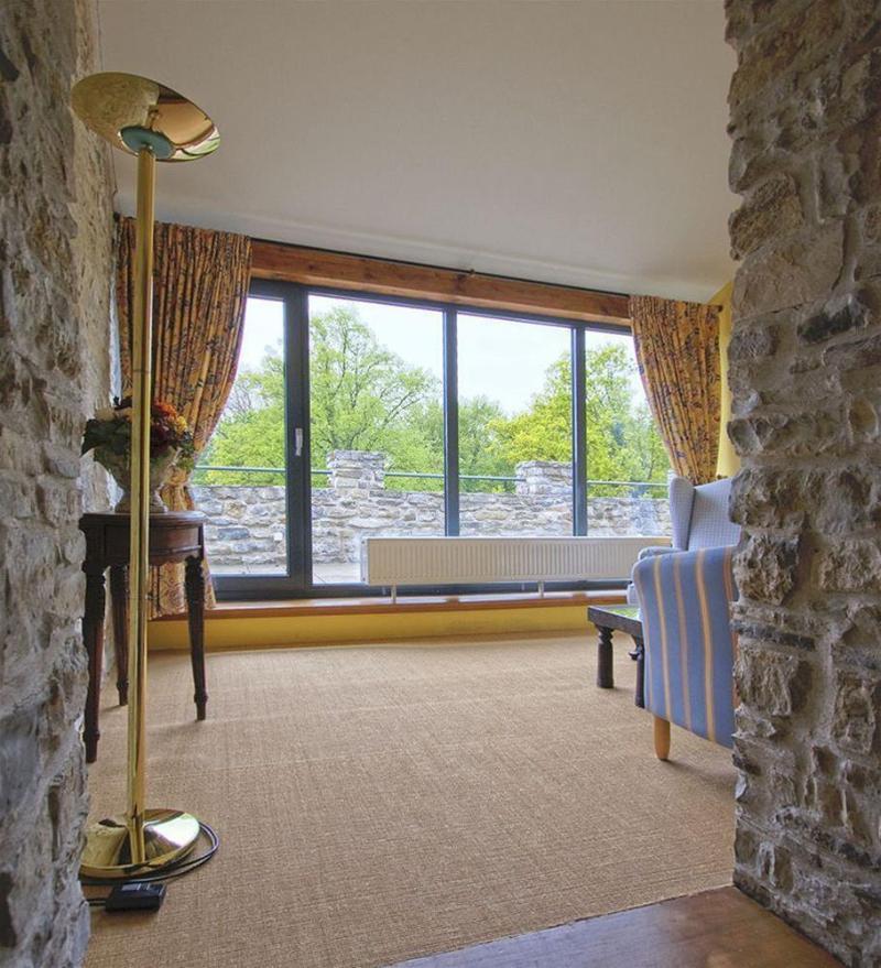 Hotel Burg Wanzleben Eksteriør bilde